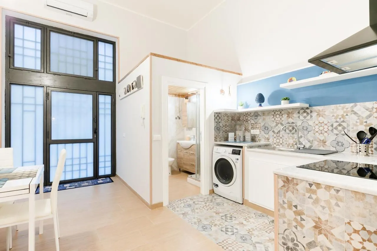 Palazzo Butera Cozy Studio Apartment Palermo 0*,
